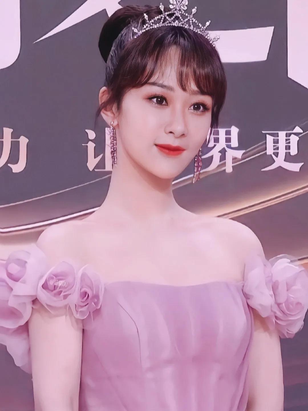 杨紫的蜕变之路——从青涩到璀璨的照片见证