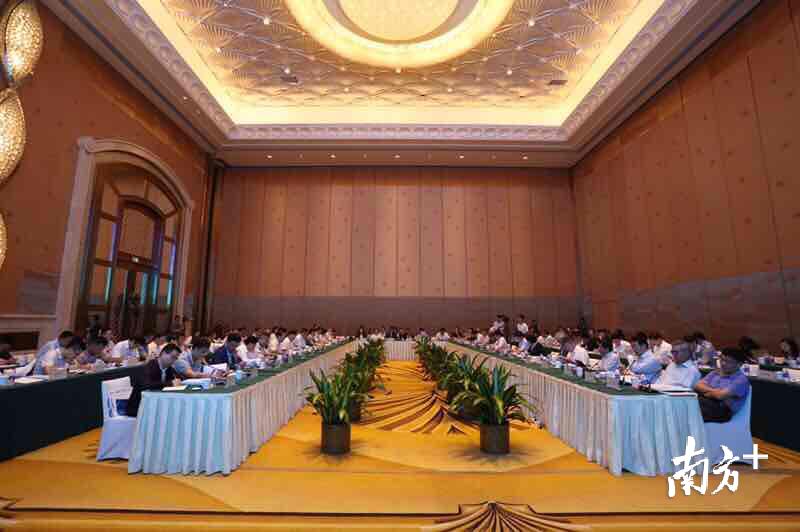 2035年澳门娱乐新纪元——正版免费大全的未来展望与影响分析