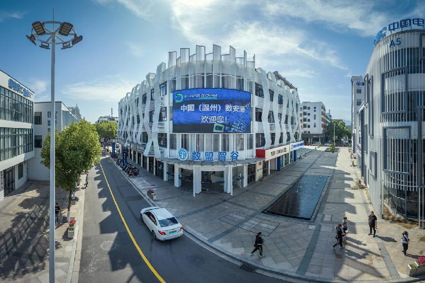 探索未来趋势，香港比思论坛的深度剖析与展望
